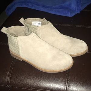 Toms booties